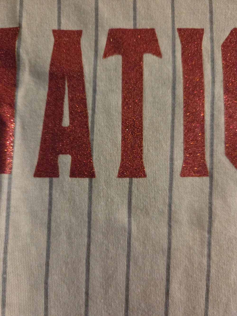Genuine Merchandise Washington Nationals Red and White Pinstripe V-Neck Tee